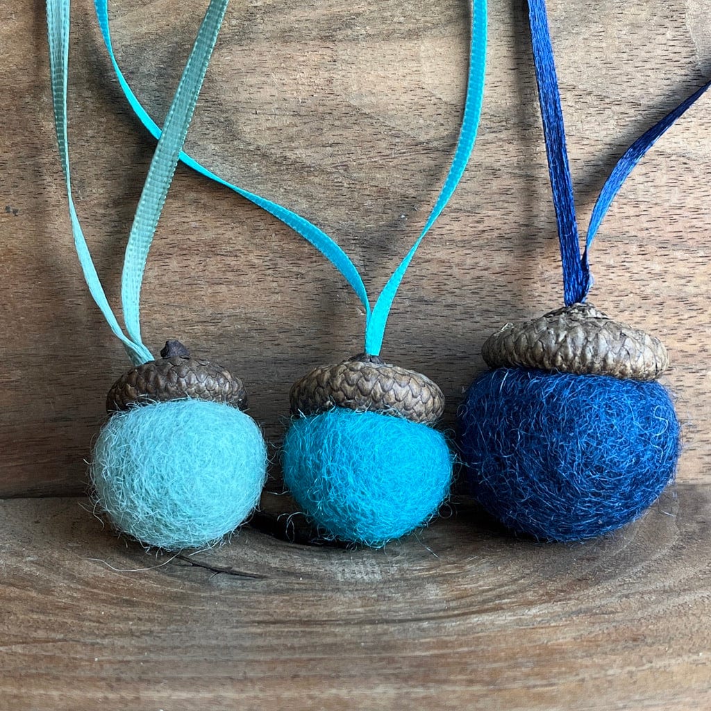 LJ Turtle Aromatherapy & Accessories Felt Diffuser Hand-Felted Aromatherapy Diffuser Acorn Gift Bag