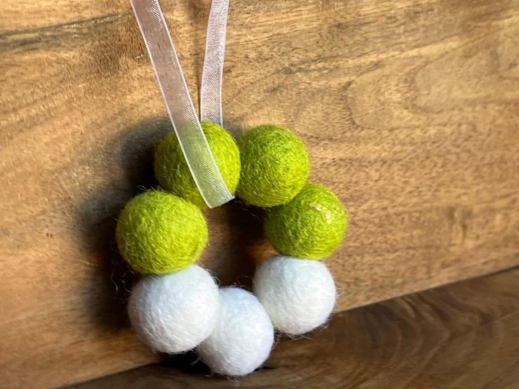 LJ Turtle Aromatherapy Felt Diffuser Wreath | Felted Essential Oil Diffuser