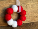 Load image into Gallery viewer, LJ Turtle Aromatherapy Felt Diffuser Wreath | Felted Essential Oil Diffuser

