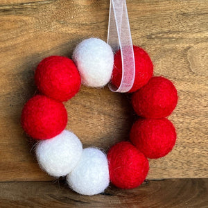 LJ Turtle Aromatherapy Felt Diffuser Wreath | Felted Essential Oil Diffuser