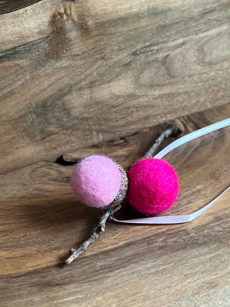 LJ Turtle Aromatherapy Acorn Stem | Felted | Shades of Pink